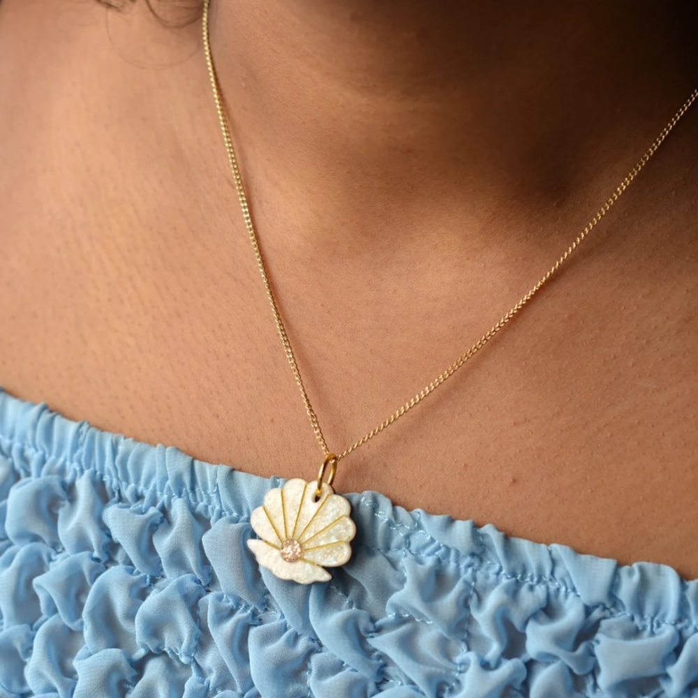 NWT Fizz Goes Pop Clam Necklace - Picture 7 of 8